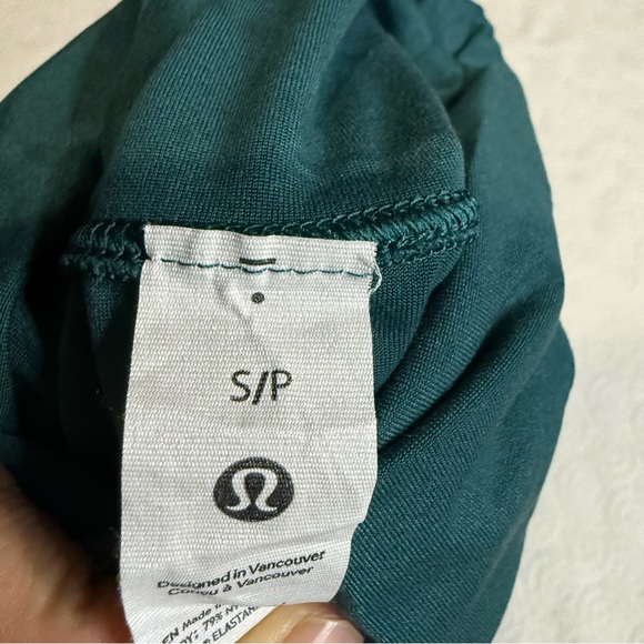 Lululemon Athletica Green Long Sleeve Fitted Bodysuit size small ultra soft Nulu - Picture 5 of 10